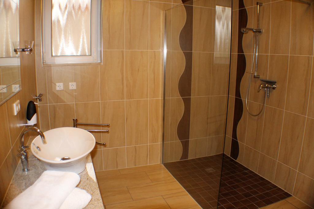 Apartments Zum Henker Кведлинбург Екстериор снимка