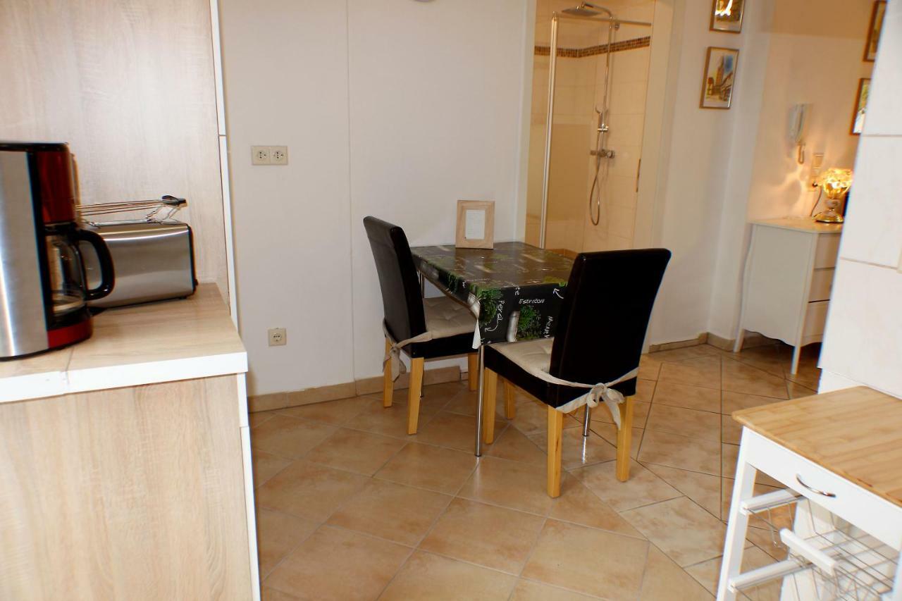 Apartments Zum Henker Кведлинбург Екстериор снимка